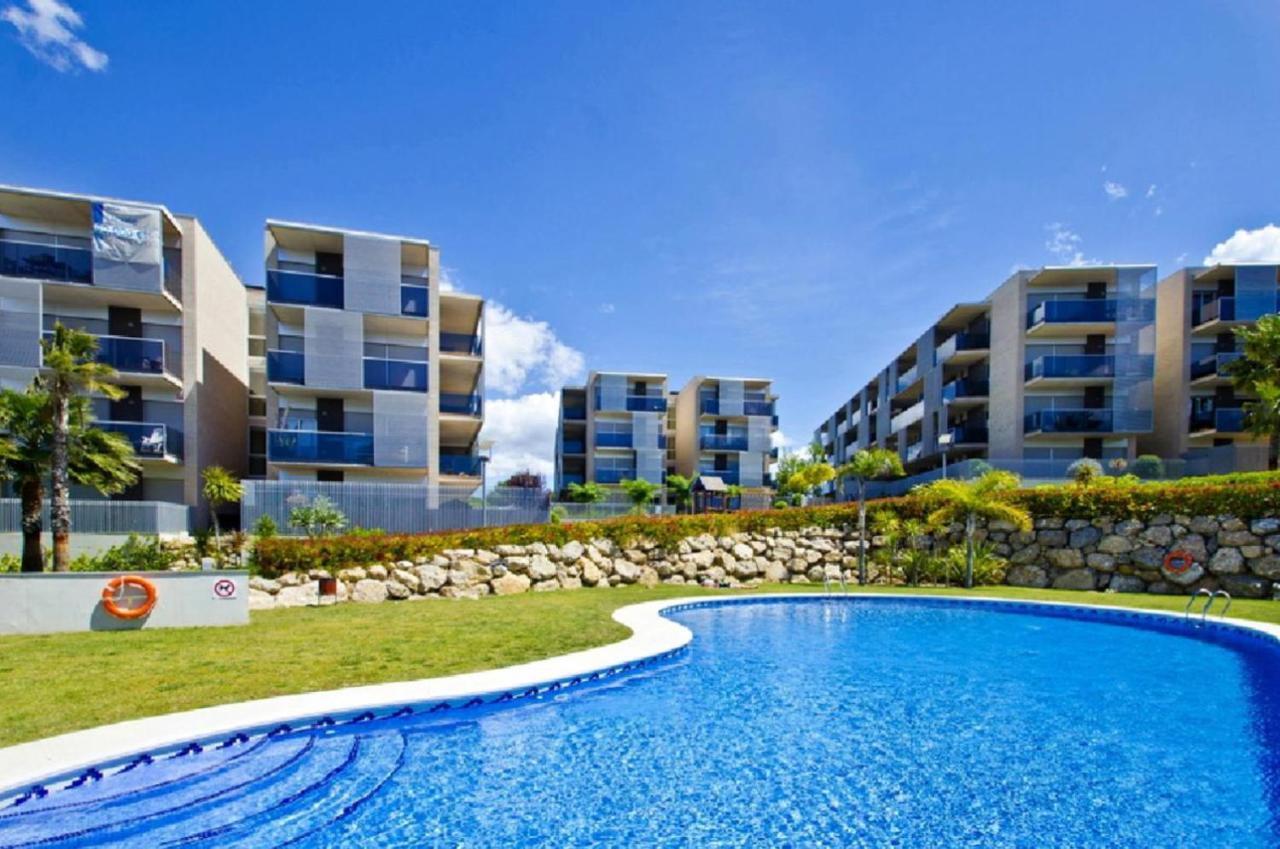Paradise Village Hogaristic Salou Exterior photo